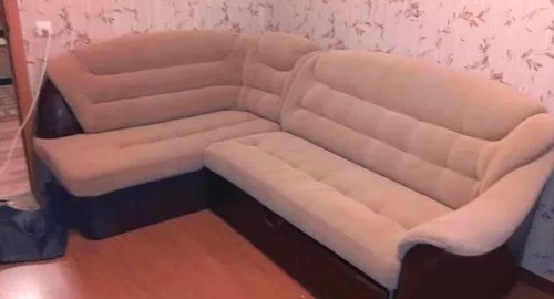 Перетяжка углового дивана. Крымск