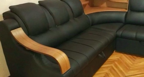 Перетяжка кожаного дивана. Крымск